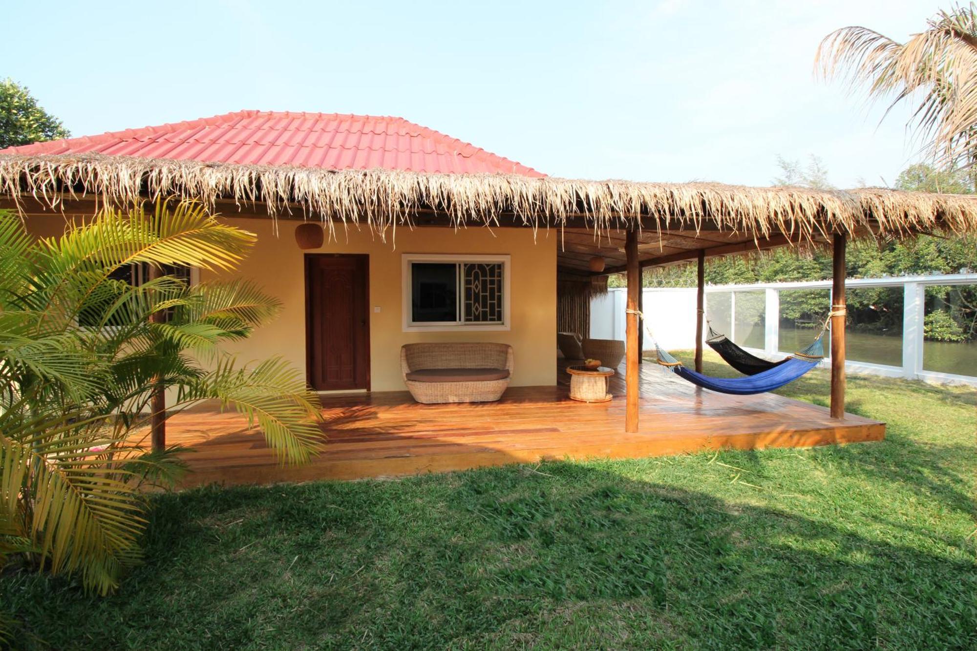 Sunset Lounge Sihanoukville Exterior foto