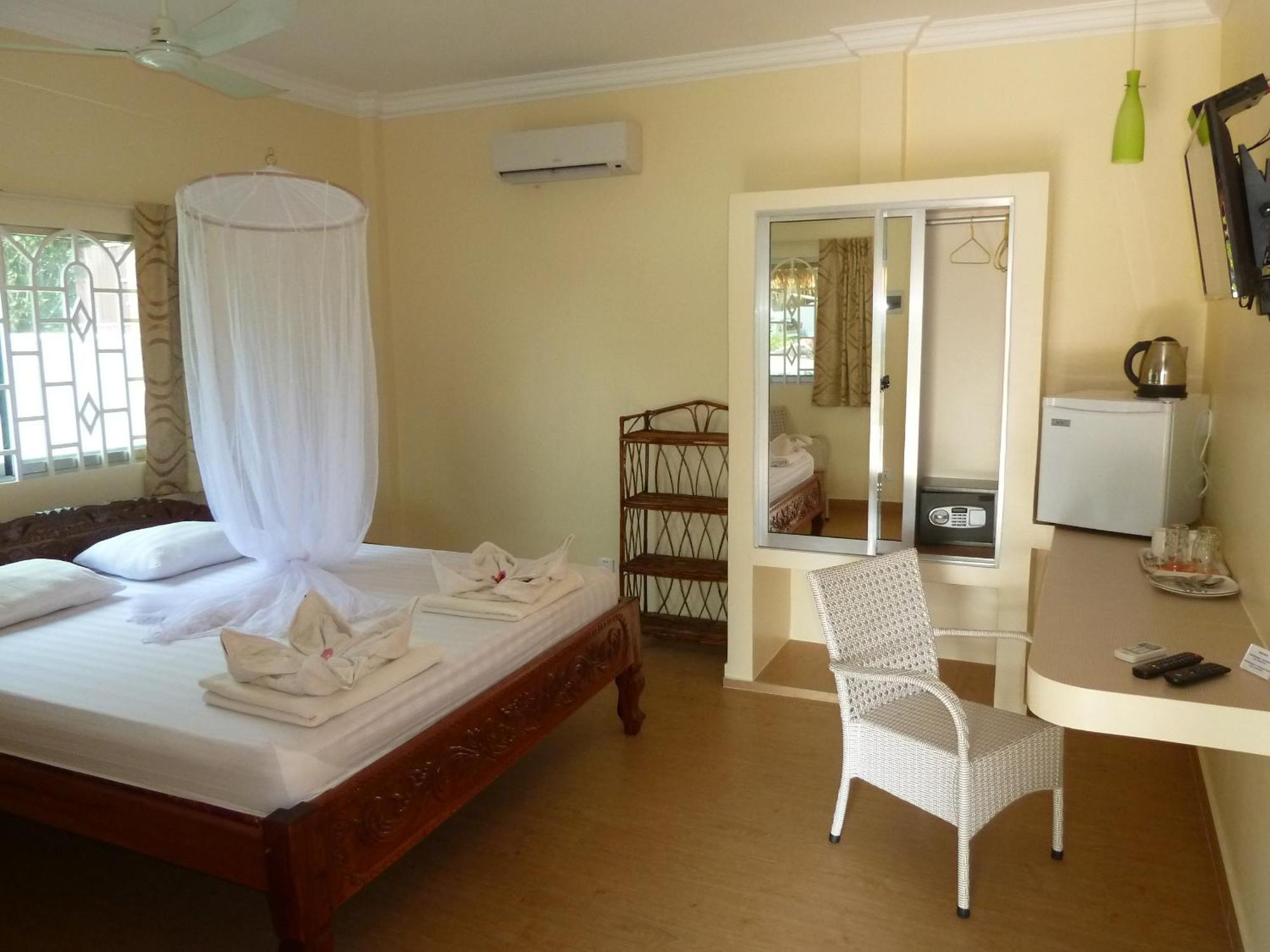 Sunset Lounge Sihanoukville Quarto foto